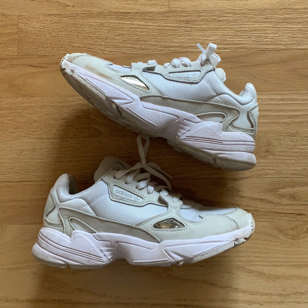 Adidas falcon sneaker